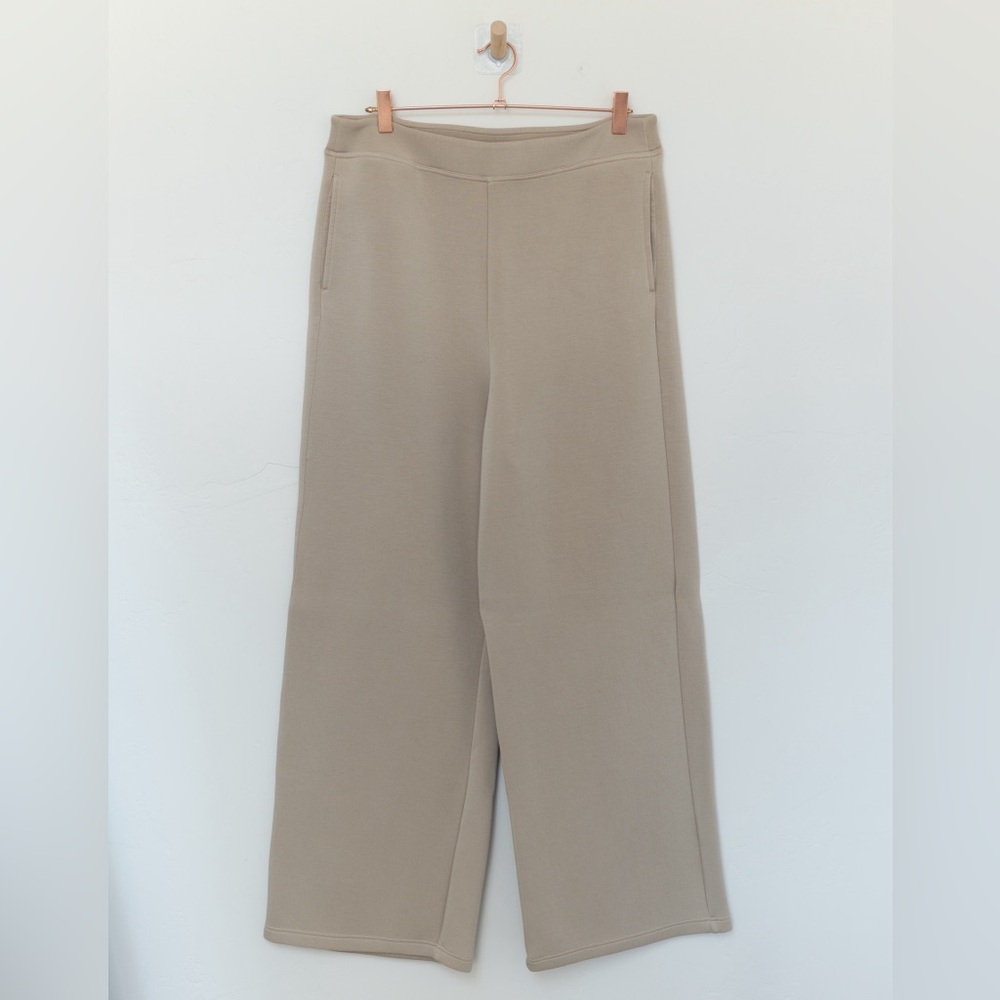 Leze the Label Women’s Lounge Set Size L - Taupe - Picture 6 of 7